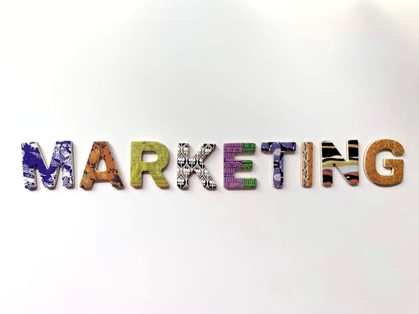 Machine Learning aplicado ao marketing: como algoritmos estão transformando campanhas em 2026
